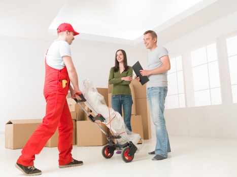 Local removals service handling student furniture and boxes in Lambeth